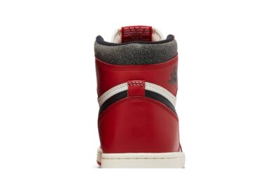 Air Jordan 1 Retro High OG Chicago Lost & Found DZ5485-612