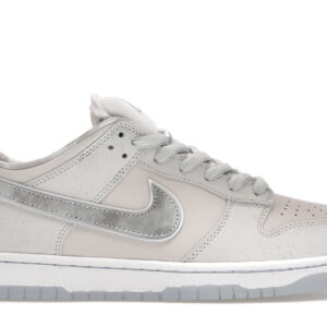 Concepts x Nike SB Dunk Low 'White Lobster' FD8776-100