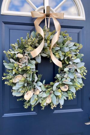 Coastal Charm Oyster Shell Wreath for Beachy Vibes and Festive Cheer