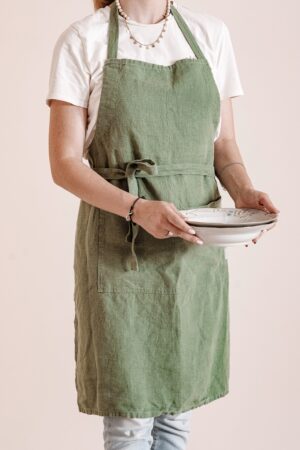 Linen Apron for Women A Versatile and Stylish Kitchen Essential