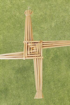 Brighid's Cross Intricate Wheat Weaving for Irish Heritage and Home Decor