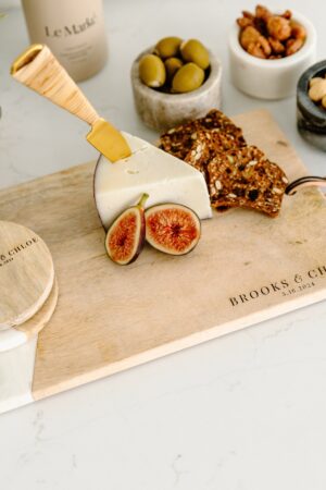 Personalized Cheese Board Charcuterie Set Elevate Your Gatherings with Style and Sophistication