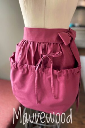 Harvesting and Gardening Apron Your Essential Companion for Outdoor Adventures