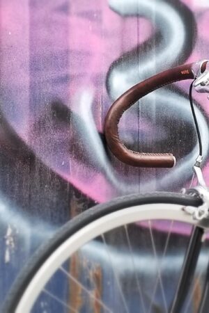 Premium Leather Bicycle Handlebar Wraps Enhance Your Ride with Comfort and Style