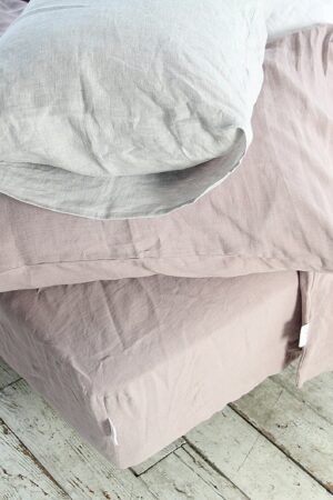 Indulge in the Comfort of Stonewashed Linen WOOD ROSE Fitted Sheet for a Serene Sleep