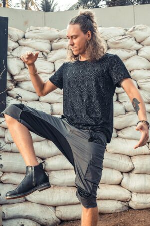 Unleash Your Style Drop-Crotch Cargo Shorts for Men, the Ultimate Festival and Streetwear Essential