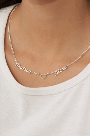 Personalized Name Necklace with Curb Chain A Timeless Treasure for Loved Ones