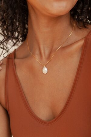 Caitlyn Minimalist Baroque Pearl Pendant Necklace Irregular Pearl Charm, Bridesmaid Gift (NR019)