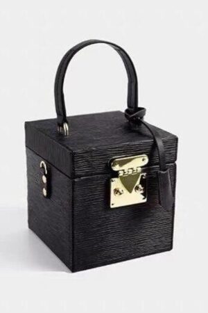 Timeless Leather Box Bag A Versatile Statement for Every Occasion