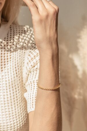 Stunning Rope Chain Bracelet Elevate Your Style with Timeless Elegance