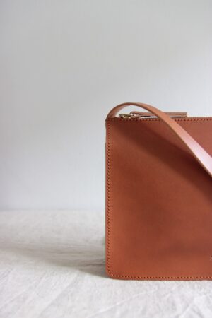 Timeless Brown Leather Crossbody Bag A Minimalist Masterpiece