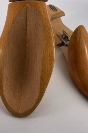 Vintage Gucci Shoe Stretcher Set Elevate Your Footwear with Italian Craftsmanship