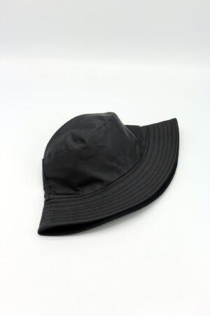 Cozy and Chic Water-Resistant Bucket Hat for Women, Perfect for Rainy Days and Winter Adventures