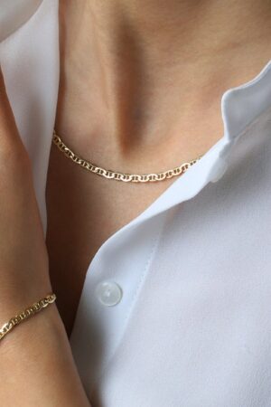 14k Gold Mariner Link Bracelet A Timeless Treasure for Special Occasions