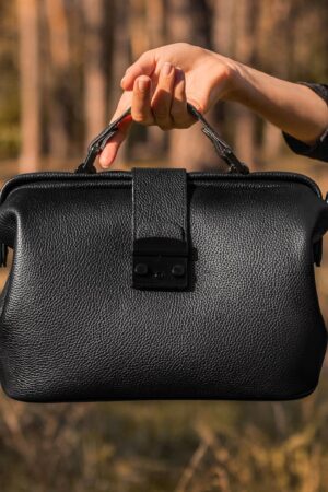 Timeless Elegance The Modern Lady's Leather Doctor Bag for Travel and Style