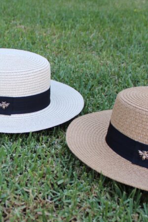 Embellished Bee Malibu Straw Hat A Timeless Fedora for Sun-Kissed Style