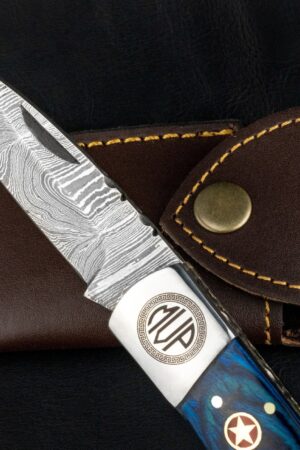 American Flag Damascus Folding Knife A Patriotic Symbol of Strength and Honor