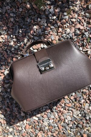 Captivating Leather Doctor Bag A Timeless Companion for the Modern Woman