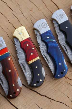 Handmade Damascus Pocket Knife A Timeless Gift for Special Occasions