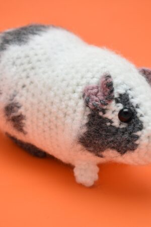 Adorable Guinea Pig Amigurumi A Cuddly Companion for Animal Lovers