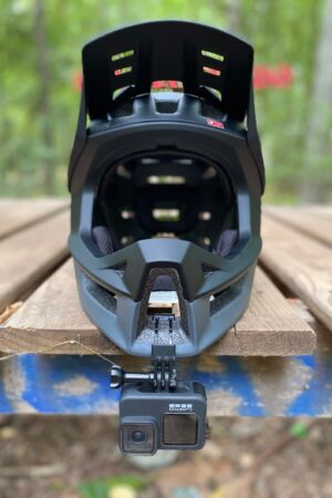 iXS Trigger FF Elevate Your MTB Experience with a GoPro Chin Mount for Full-Face Helmets