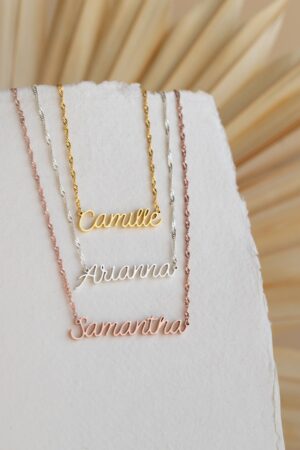 Personalized Sparkle Twist Chain Name Necklace A Timeless Gift for Bridesmaids