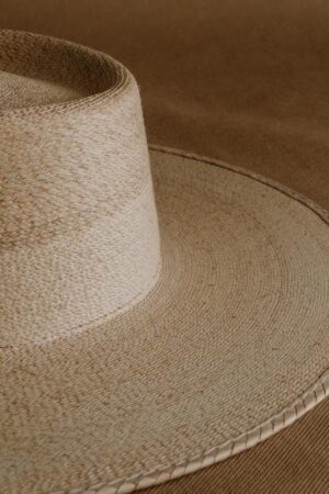 Palm Straw Boater Hat Wide-Brimmed Elegance for Weddings and Special Occasions