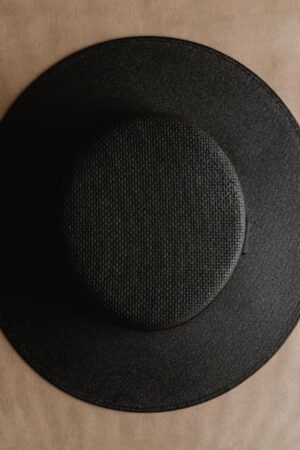 Black Boater Hat The Perfect Summer Accessory for Women