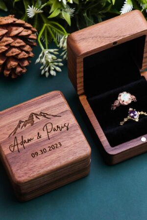 Exquisite Engraved Double Ring Box A Cherished Keepsake for Your Unforgettable Moment