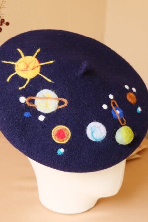 Starry Night Beret A Celestial Accessory for Winter's Embrace