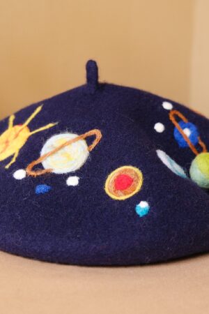 Starry Night Beret A Celestial Accessory for Winter's Embrace