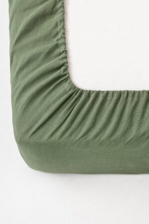 Luxurious Stonewashed Linen Fitted Sheet in Forest Green Indulge in Tranquil Slumber