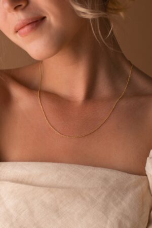 Caitlyn Minimalist's Dainty Layering Chain Necklace Elevate Your Everyday Style with Timeless Elegance