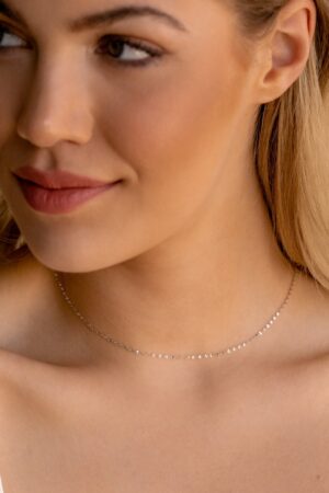 Caitlyn Minimalist's Dainty Mirror Chain Necklace Elevate Your Style with Grace and Simplicity