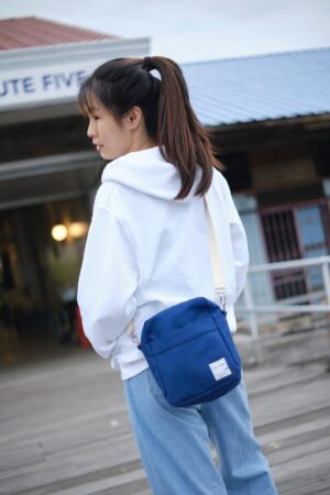 Petite Indigo Blue Canvas Messenger Bag A Stylish and Practical Companion for Women