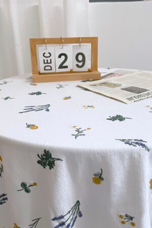 Embroidered Elegance Custom Cotton-Linen Tablecloths for Every Occasion