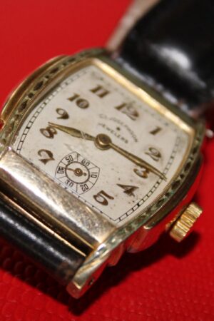 Timeless Elegance Vintage Swiss-Made CI Josephson Manual Wind Watch from the Golden Era