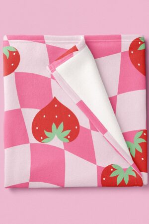 Strawberry Kisses Checkerboard Fleece Blanket for Y2K Dopamine Decor