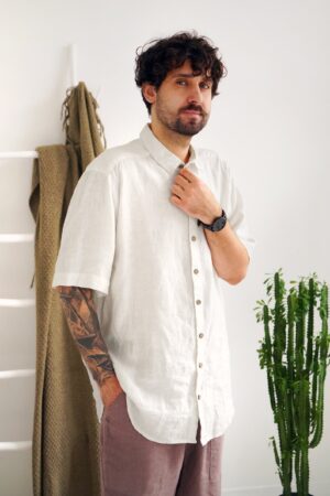 Breezy Linen Shirt Elevate Your Style with Comfort and Sophistication