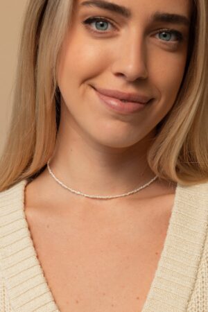 Caitlyn Minimalist's Delicate Pearl Choker A Timeless Adornment for Brides, Bridesmaids, and Special Occasions