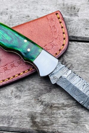 Handmade Damascus Pocket Knife A Timeless Gift for Special Occasions