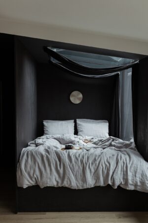 100% Organic Linen Bedding Set Indulge in Nature's Embrace for a Restful Night's Sleep