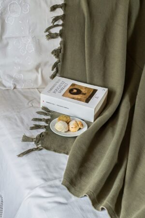 Luxurious 55"-83" Stonewashed Throw Blanket Elevate Your Home with Turkish Cotton Comfort