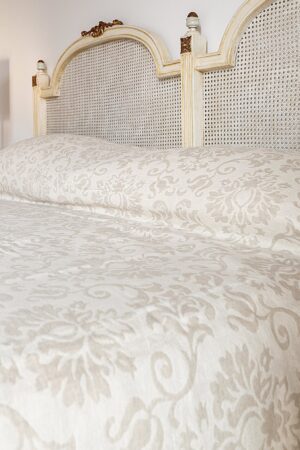 Royal Floral Linen Bedspread Double-Sided Luxury for Your Bedroom