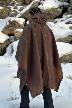 Oilskin Poncho Shelter Your Ultimate Protection for Outdoor Adventures