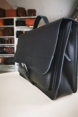 BUSINESS RIDE I The Ultimate Leather Bicycle Bag for Discerning Cyclists