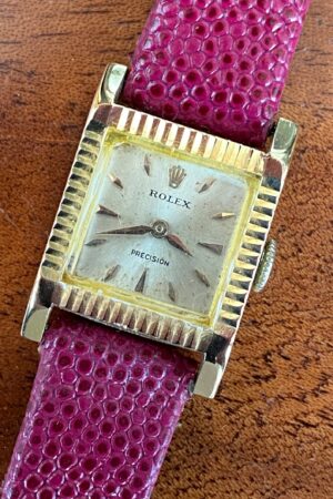 Vintage ROLEX 18k Gold Cocktail Watch with Fluted Bezel A Timeless Masterpiece