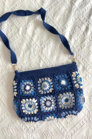 Captivating Blue Granny Square Crochet Bag A Timeless Knitted Crossbody for Everyday Style