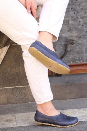 Earth Shoes Handmade Navy Blue Wonders for Women