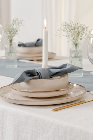 Elegant Linen Tableware Sustainable Napkins and Placemats for a Refined Dining Experience